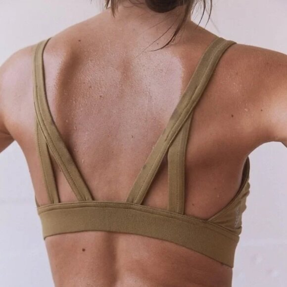 Free People Movement Twist & Shout Sports Bra in Black, M - Picture 11 of 11